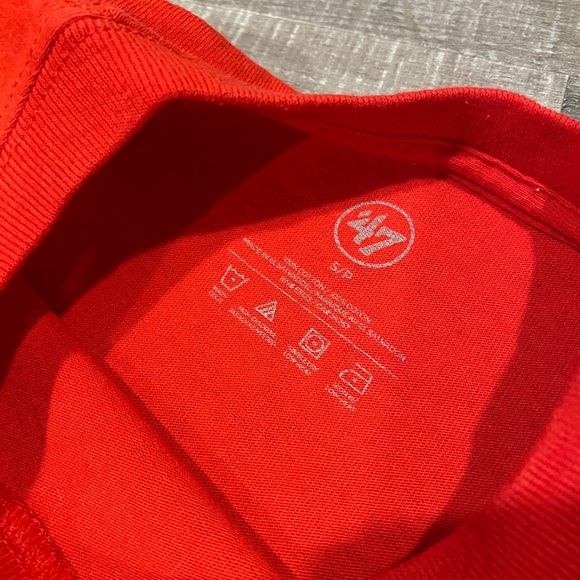 Raptors T-shirt - Picture 3 of 3